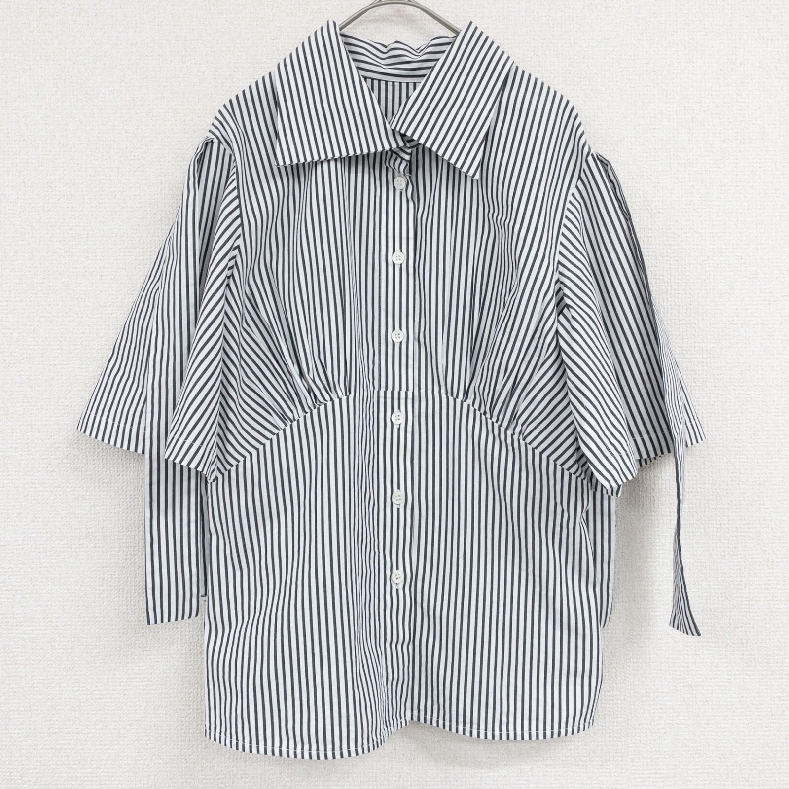 Vivienne Westwood ANGLOMANIA ヴィヴィアンウエストウッド アングロマニア シャツ ブラウス リボン ストライプ柄 コットン ポリウレタン ホワイト ブラック イタリア製 レディース 42 a01267