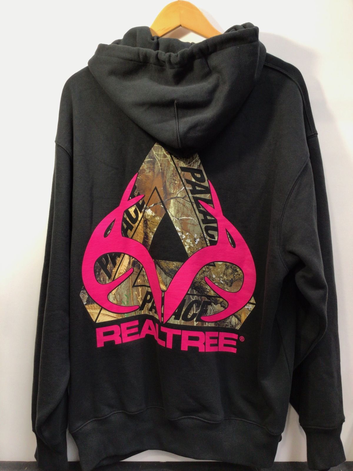 PALACE SKEATE BOARDS 26ss REAL TREE TRI-FERG HOOD - メルカリ