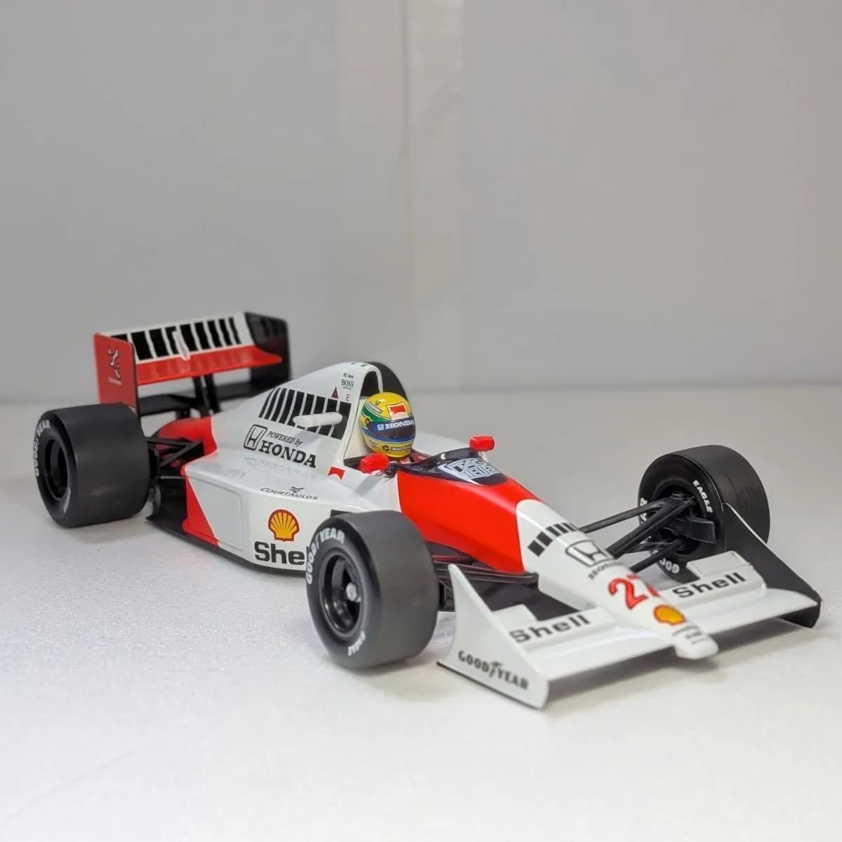 1/18 ミニチャンプス マクラーレン ホンダ MP4/5B アイルトン・セナ