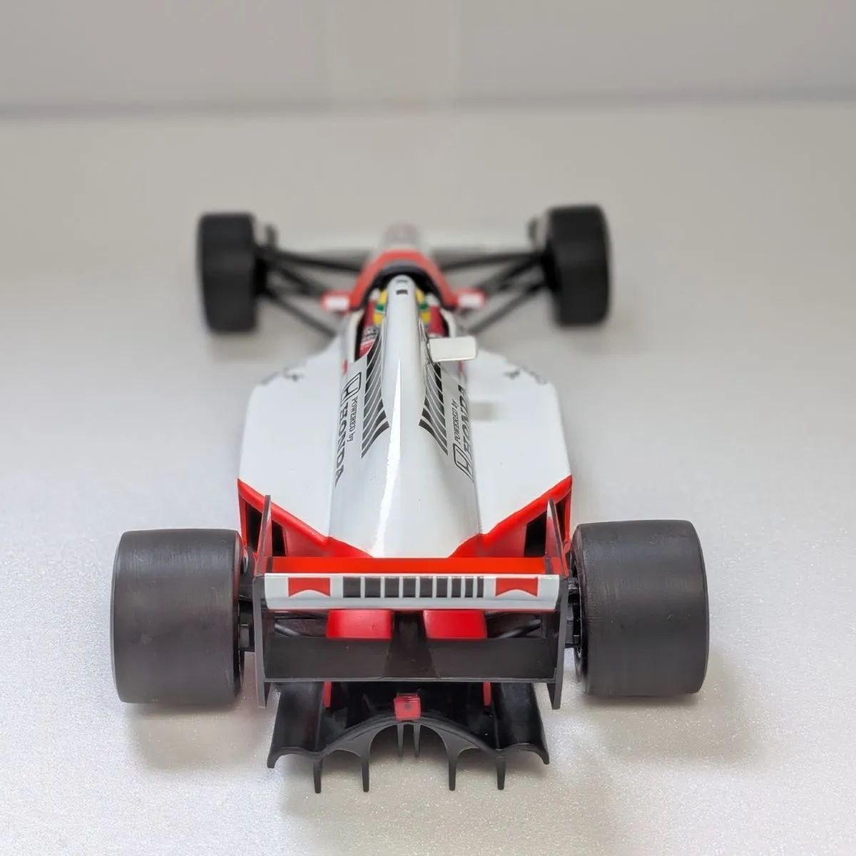 1/18 ミニチャンプス マクラーレン ホンダ MP4/5B アイルトン・セナ