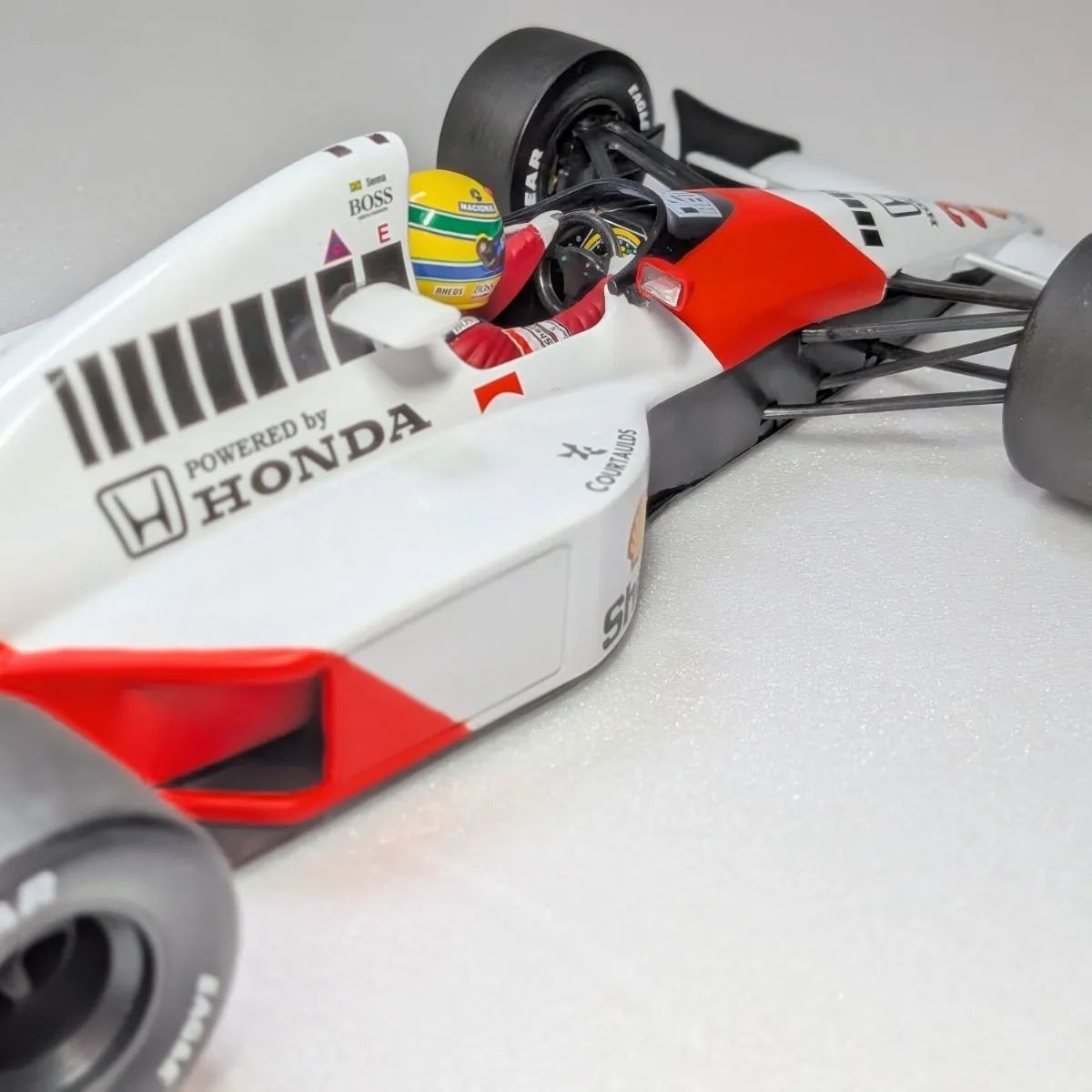 1/18 ミニチャンプス マクラーレン ホンダ MP4/5B アイルトン・セナ