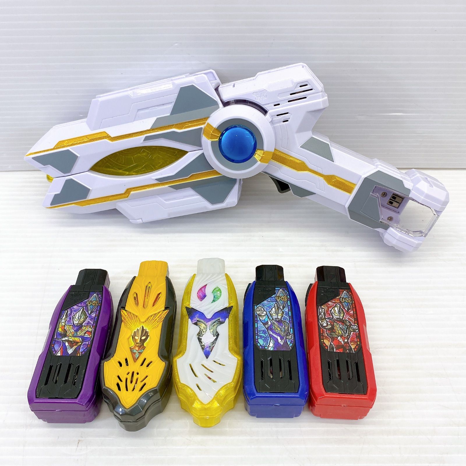 ◆BANDAI ウルトラマントリガー DXガッツスパークレンス ・ガッツハイパーキー セット 中古品◆