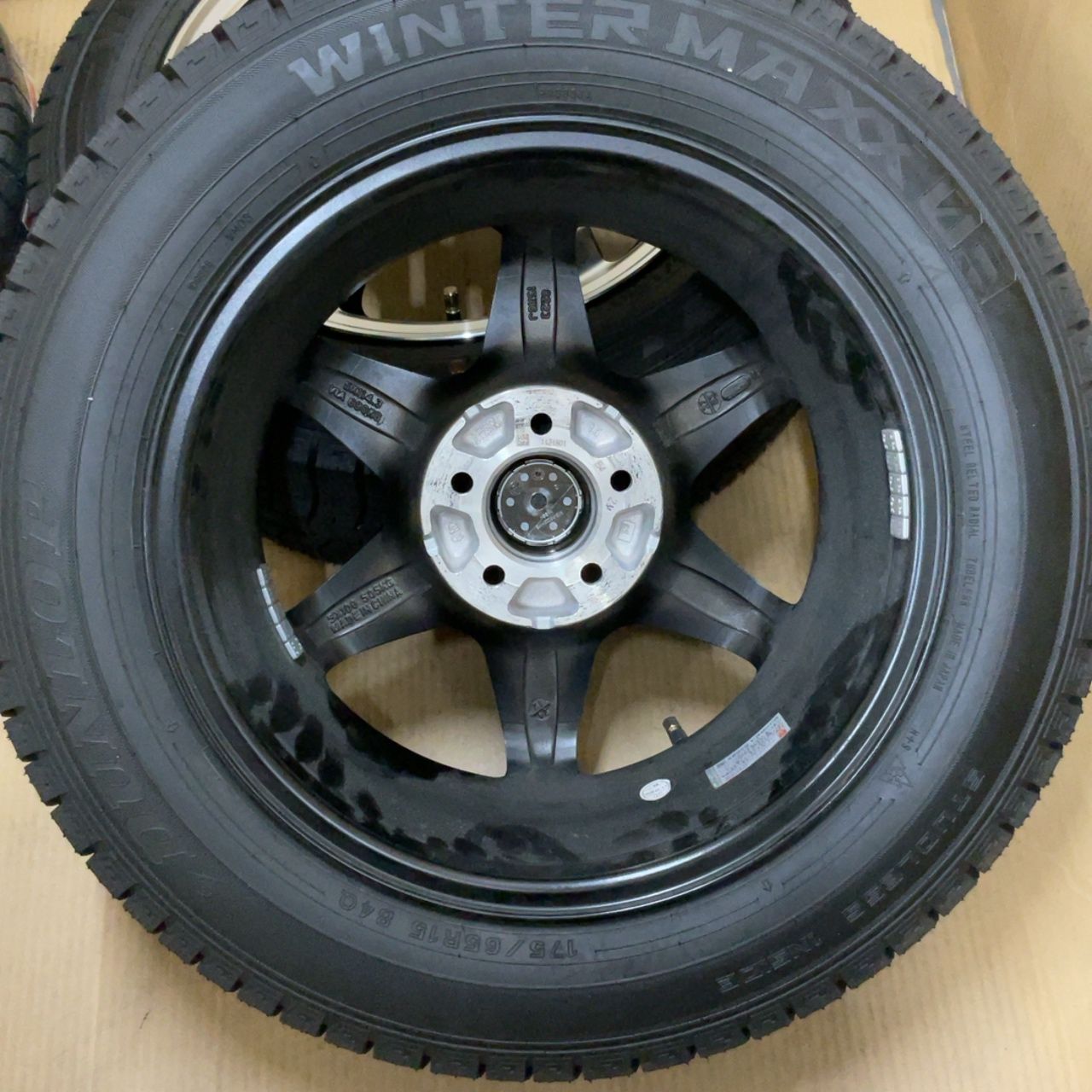 スタッドレスタイヤ・ホイール 4本セット 175/65R15 - メルカリ