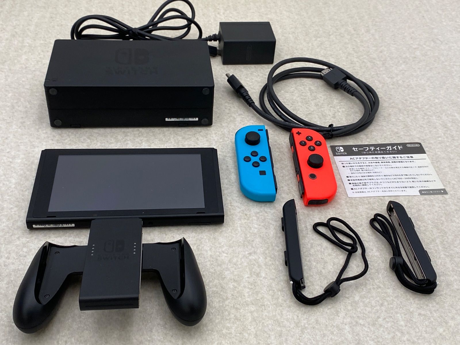 ◇Nintendo Switch Joy－Con（L） ネオンブルー／（R） ネオンレッド