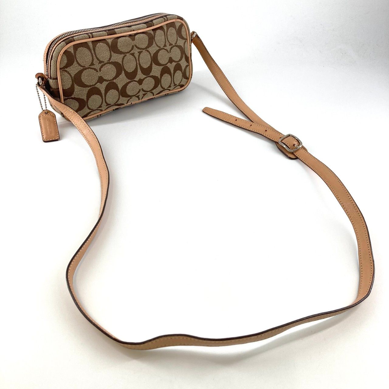 COACH ショルダーバッグ ベージュ/ホワイト COACH（コーチ） 6616 ショルダーバッグ ベージュ - メルカリ