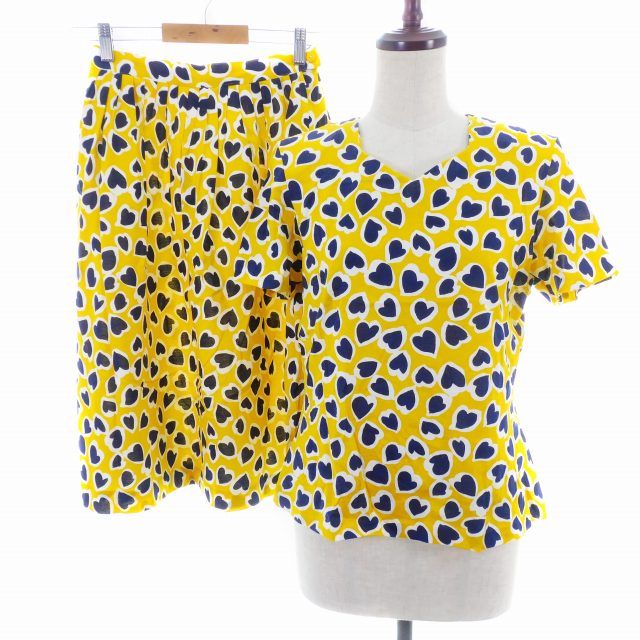 ハナエモリ HANAE MORI Soft Sports セットアップ 上下 カットソー 半袖 スカート フレア ひざ丈 ハート柄 総柄 L 63-90 黄 黒 イエロー ブラック トップス ボトムス /AZ