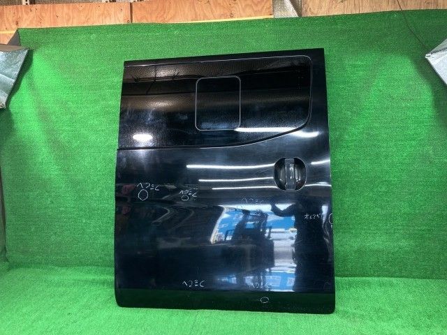 NV350キャラバン VW6E26 右リアドア ロング低床プレミアムGX 4WD 5人 
