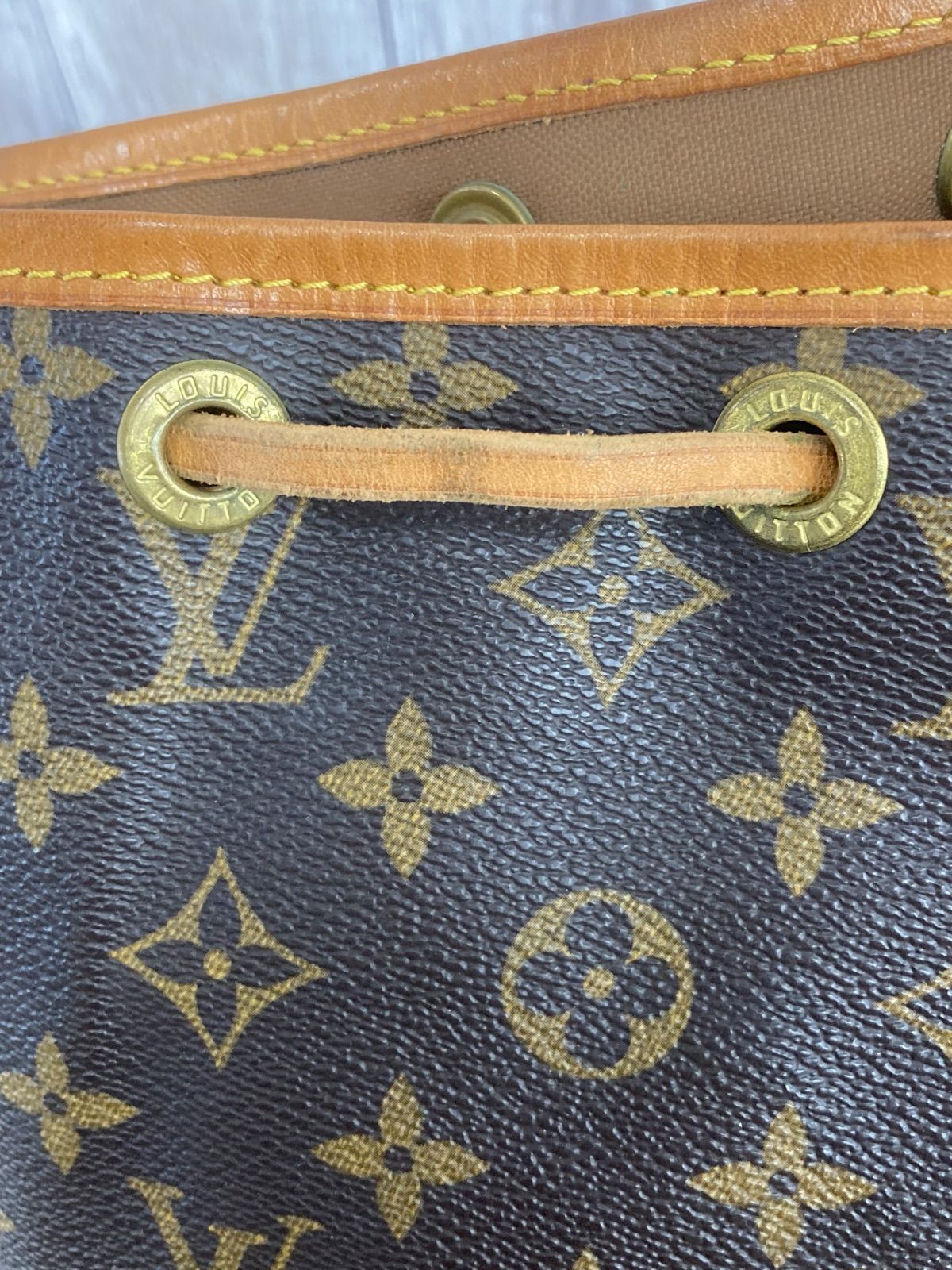 LOUIS VUITTON ルイヴィトン プチノエ ショルダーバック 巾着