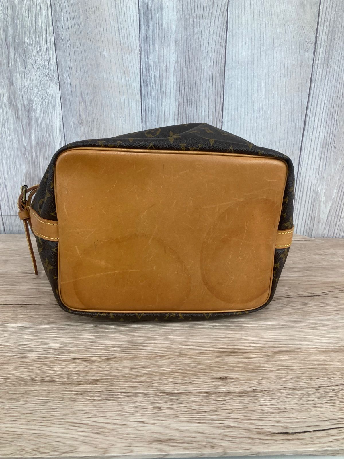 LOUIS VUITTON ルイヴィトン プチノエ ショルダーバック 巾着