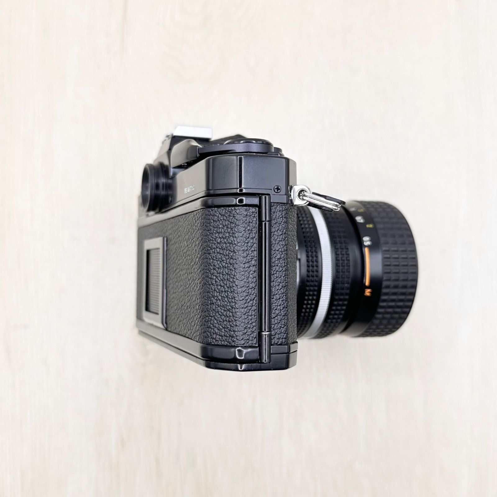 Nikon FE フィルム一眼レフ35-70mmズームレンズ付き Nikon FE Nikon ニコン 一眼レフ フィルムカメラ Zoom-NIKKOR 35-70mm