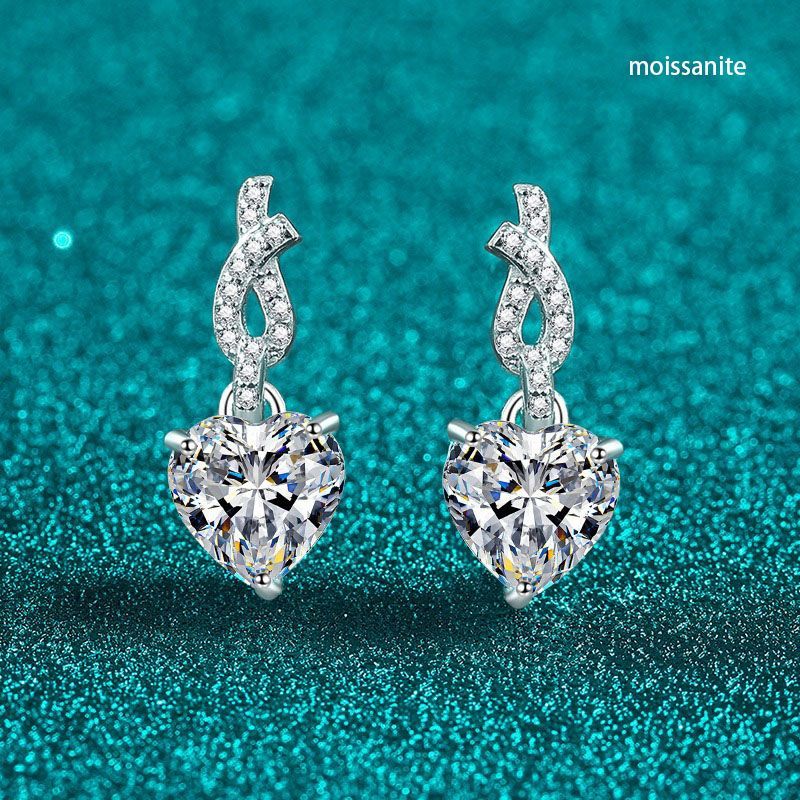 ピアス モアサナイト 2ct モアサナイト ピアス シルバー925 モアッサナイト ピアス 人工 ダイヤモンド 人工ダイヤモンド モアッサナイト アクセサリー ギフト 普段使い 耳飾り パーティー 結婚式 プレゼント ギフト med196