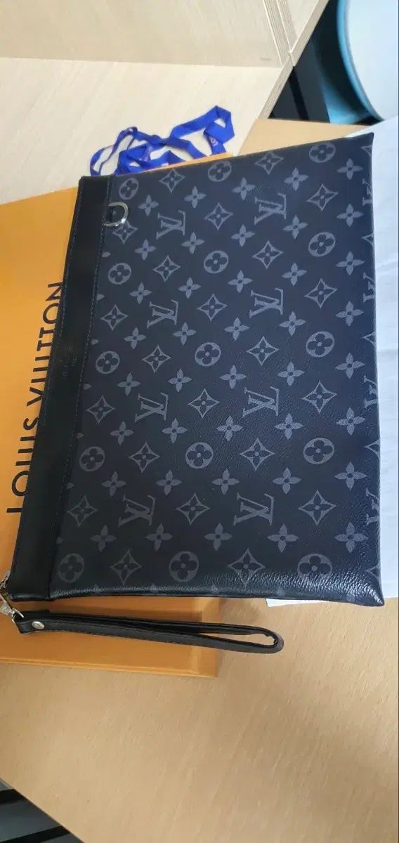 ルイヴィトン エクリプス クラッチ/クラッチバッグ 正規品 S級 (鑑定書O)