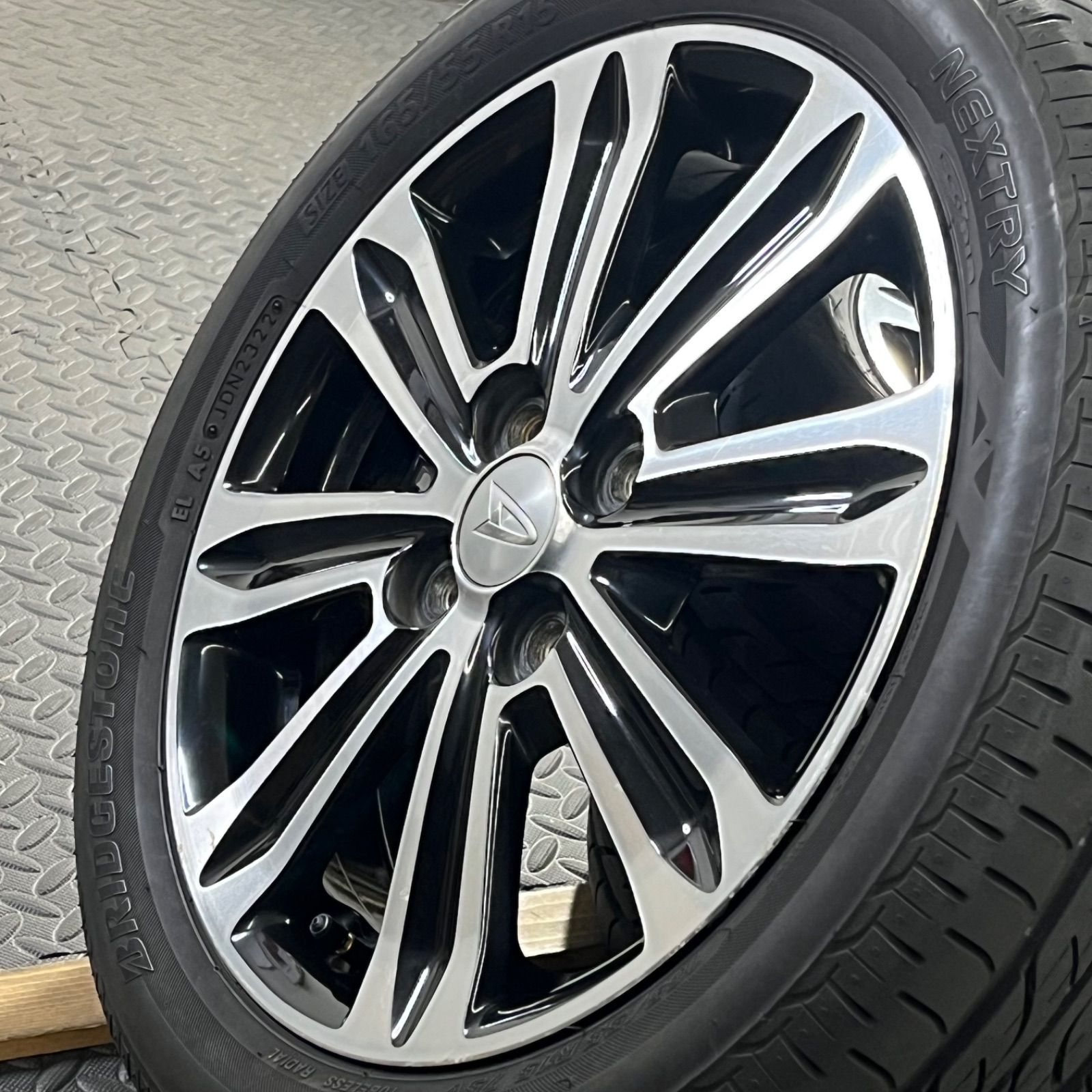 ダイハツ　タント　カスタム　純正アルミホイール　15インチ　BRIDGESTONE ECOPIA EP150 165/55R15 夏タイヤ　2018年製　15インチ　 21/22年製 165/55R15 ブリヂストン ネクストリー ダイハツ純正アルミ