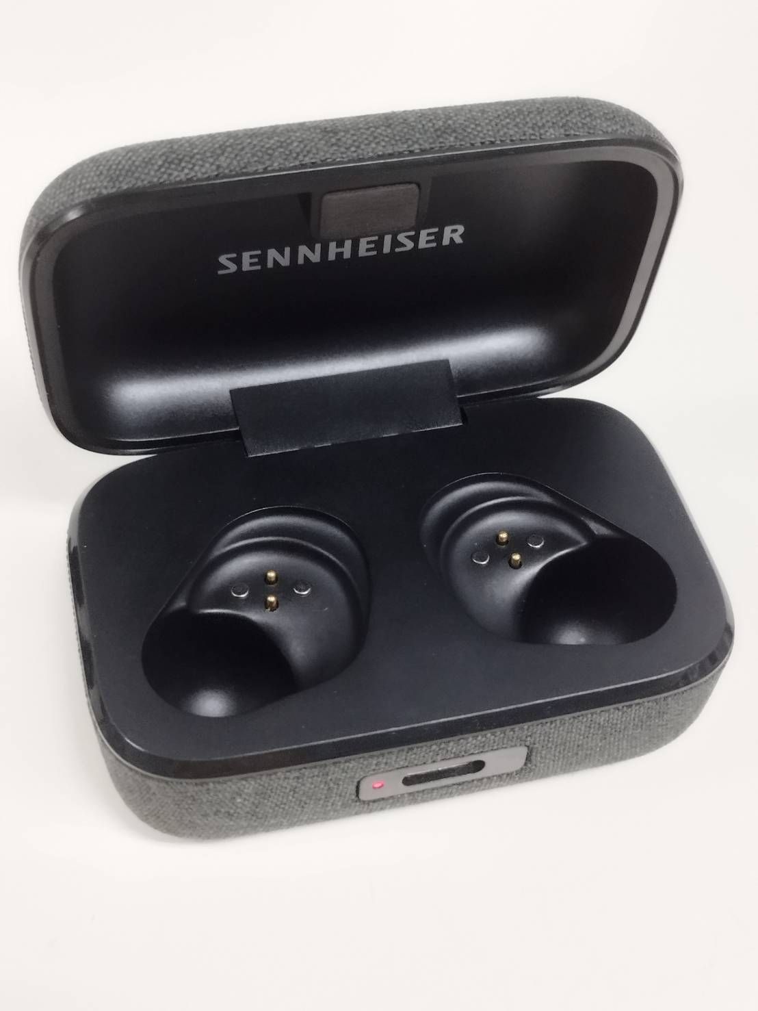 SENNHEISER MOMENTUM True Wireless 3/MTW3/充電ケースのみ！ - メルカリ