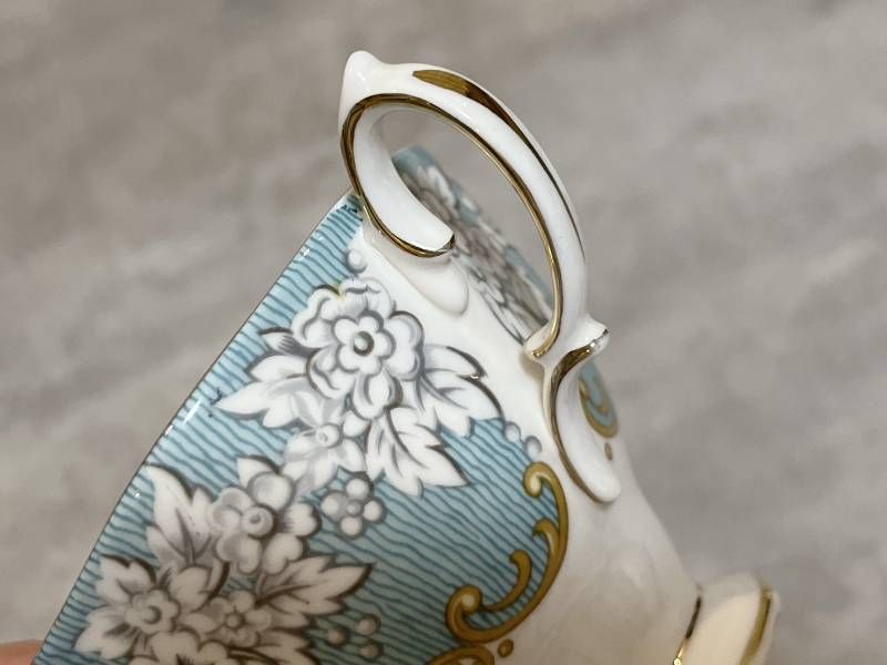 ROYAL ALBERT ロイヤルアルバート ティーカップ＆ソーサー