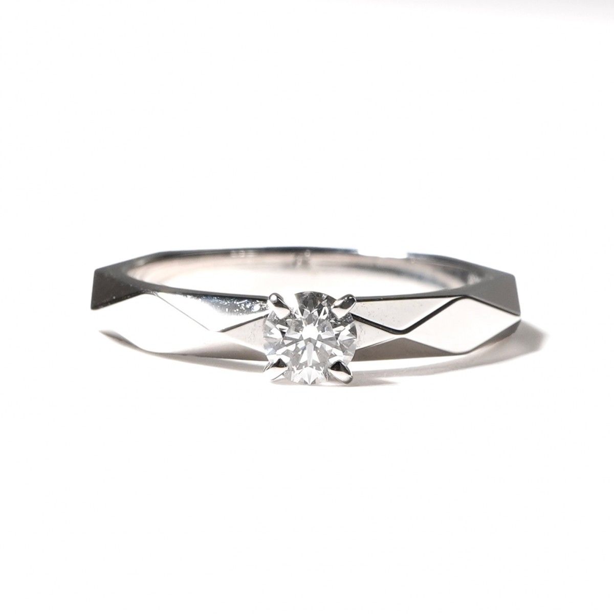 ブシュロン BOUCHERON ファセット　ソリテール　リング ファセット リング 指輪 Pt950 シルバー 婚約指輪　エンゲージリング　プラチナ