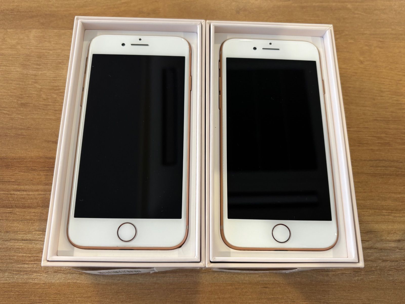 スマートフォン・携帯電話 【SIM解除済み】iPhone 8 Gold 64GB 2台