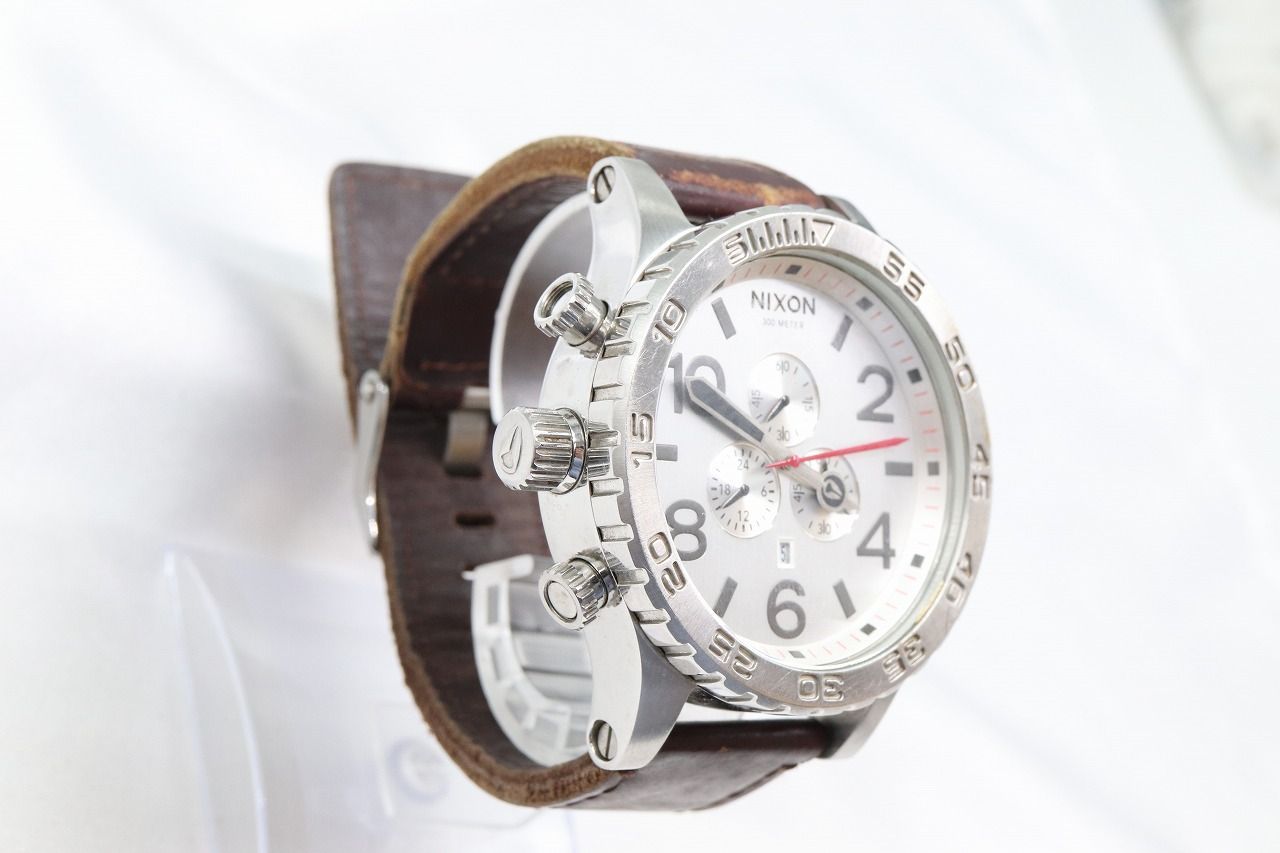 定番，豊富な】 【W304-181】難あり動作品 電池交換済 NIXON ニクソン