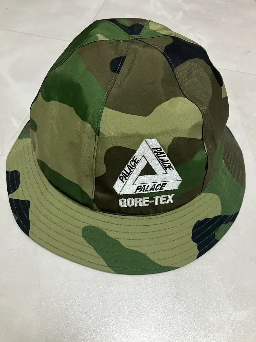 PALACE ゴアテックス バケットハット カモ L/XL
