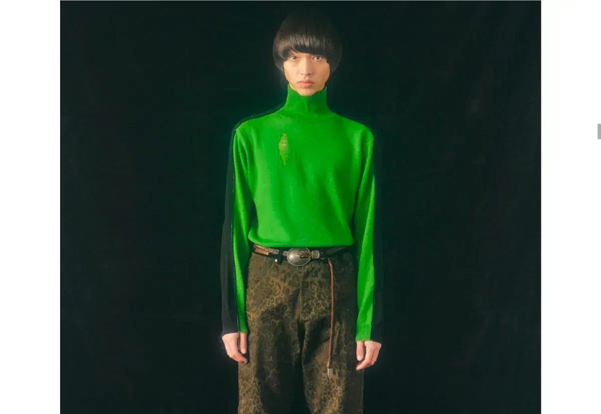 アンダースンベル コントラスト タートルネック セーター (GREEN/BLACK) (未開封 新品)