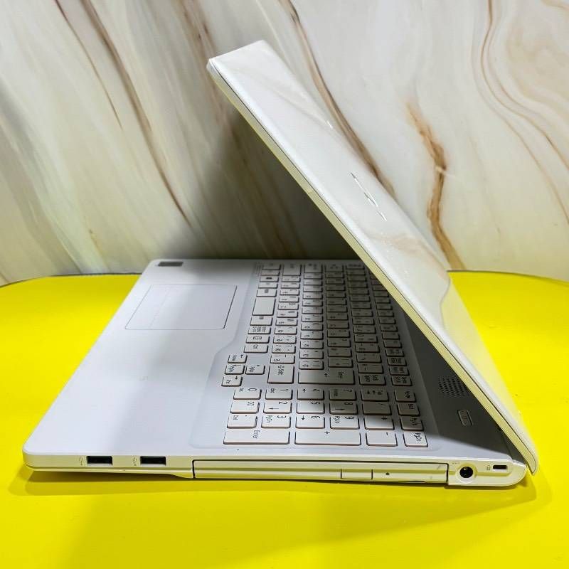 超美品 Core i7/SSD/Win11/Office 富士通ノート - メルカリ