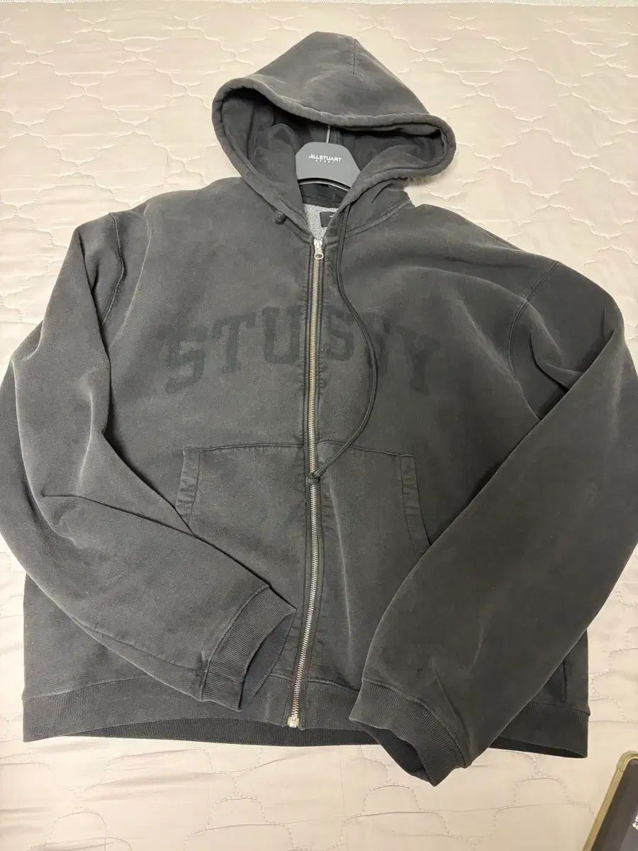 2XL STUSSY ステューシー フェイディド グラフィック ジップ WHO フード ウォッシュド ブラック