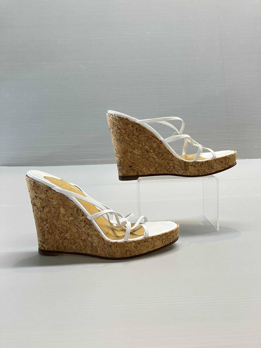 ☆ Christian Louboutin クリスチャンルブタン サンダル サイズ37