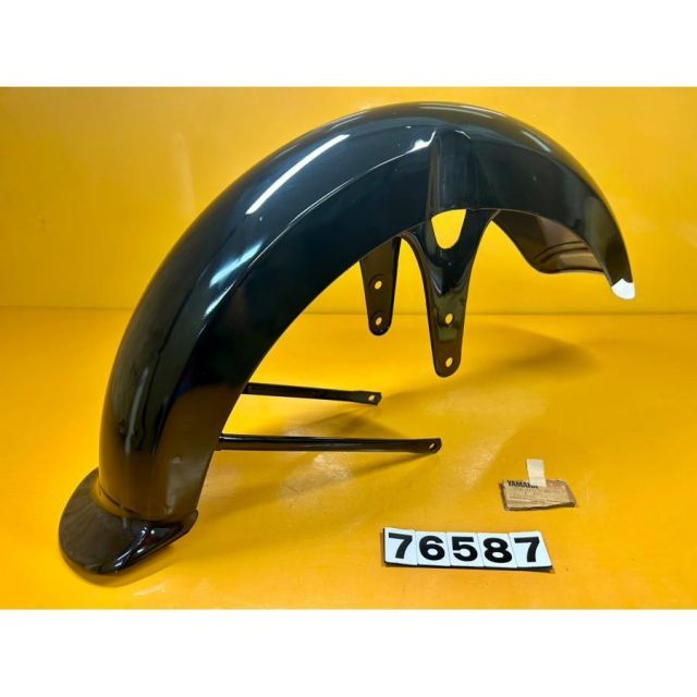 76587 中古 YAMAHA ヤマハ YB50？ 372-21501-00-33 フロントフェンダー カウル