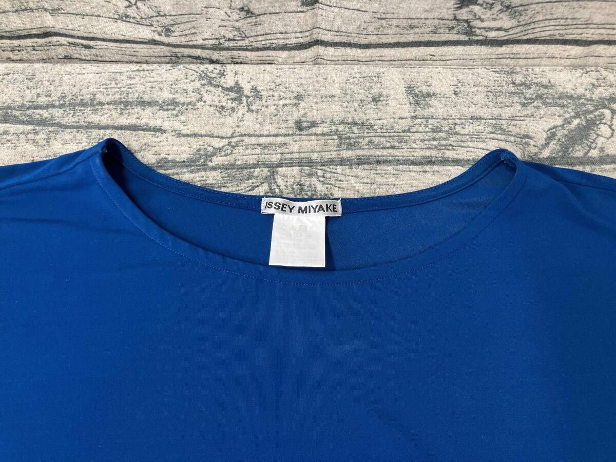 ISSEY MIYAKE イッセイミヤケ 半袖Tシャツ ストレッチカットソー