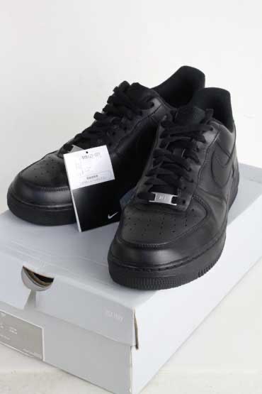 美品 NIKE AIR FORCE 1 ナイキ エアフォースワン スニーカー 07 black/black【10】（28cm相当）【メンズ】【男性】【古着】【中古】 アメカジ キャンプ 靴 シューズ AF1 黒 ブラック バスケットボール315122-001