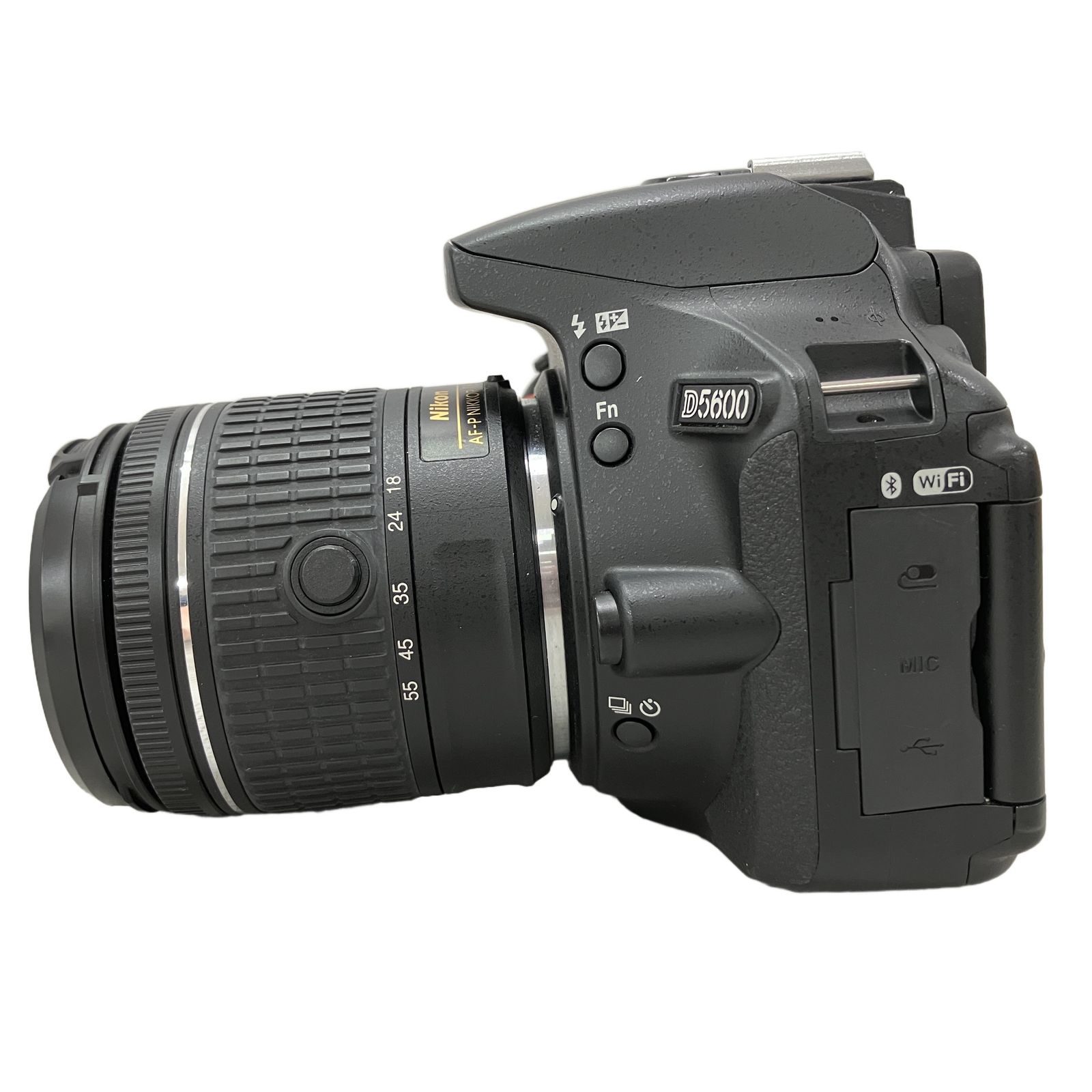 Nikon D5600 AF-P DX VR NIKKOR 18-55mm F3.5-5.6G レンズキット デジタル一眼 レフ カメラ ニコン 中古 H11204370 Nikon D5600 AF-P DX VR NIKKOR 18-55mm F3.5-5.6G レンズキット デジタル一眼 レフ カメラ ニコン 中古 H11204370