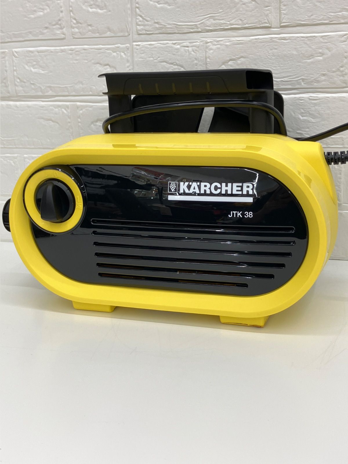 美品】KARCHER ケルヒャー 家庭用高圧洗浄機 JTK38 No.5286 - メルカリ
