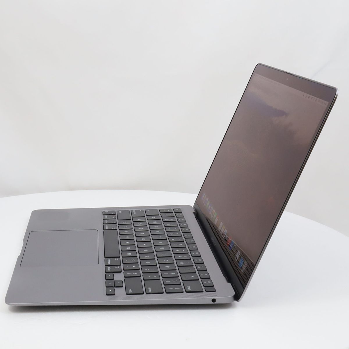 MacBook Air 13-inch 2020 M1【ランク：C】【カラー：スペースグレイ