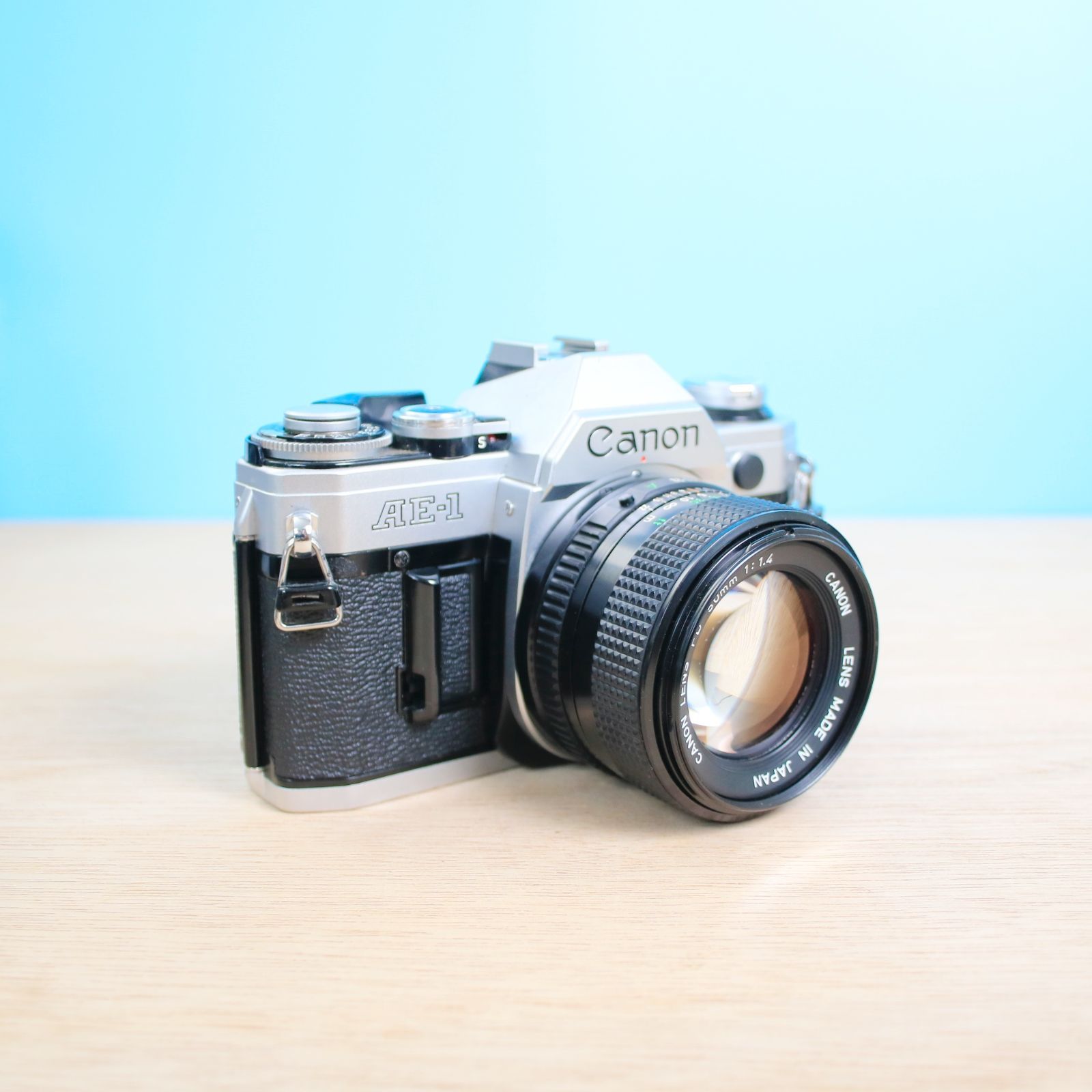完動品❁美品 Canon キャノン AE-1 レンズセット NEW FD 50mm F1.4 単