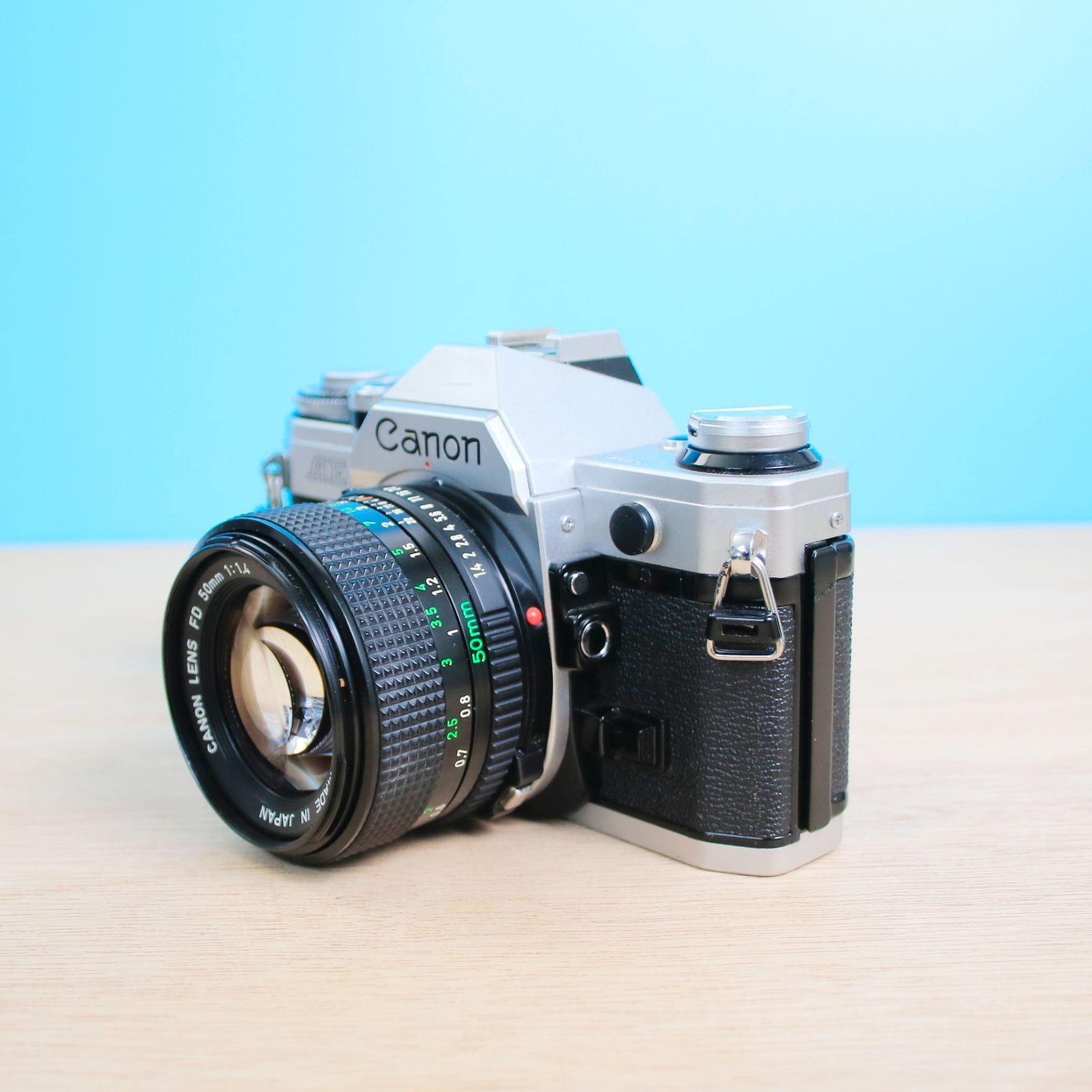 完動品❁美品 Canon キャノン AE-1 レンズセット NEW FD 50mm F1.4 単