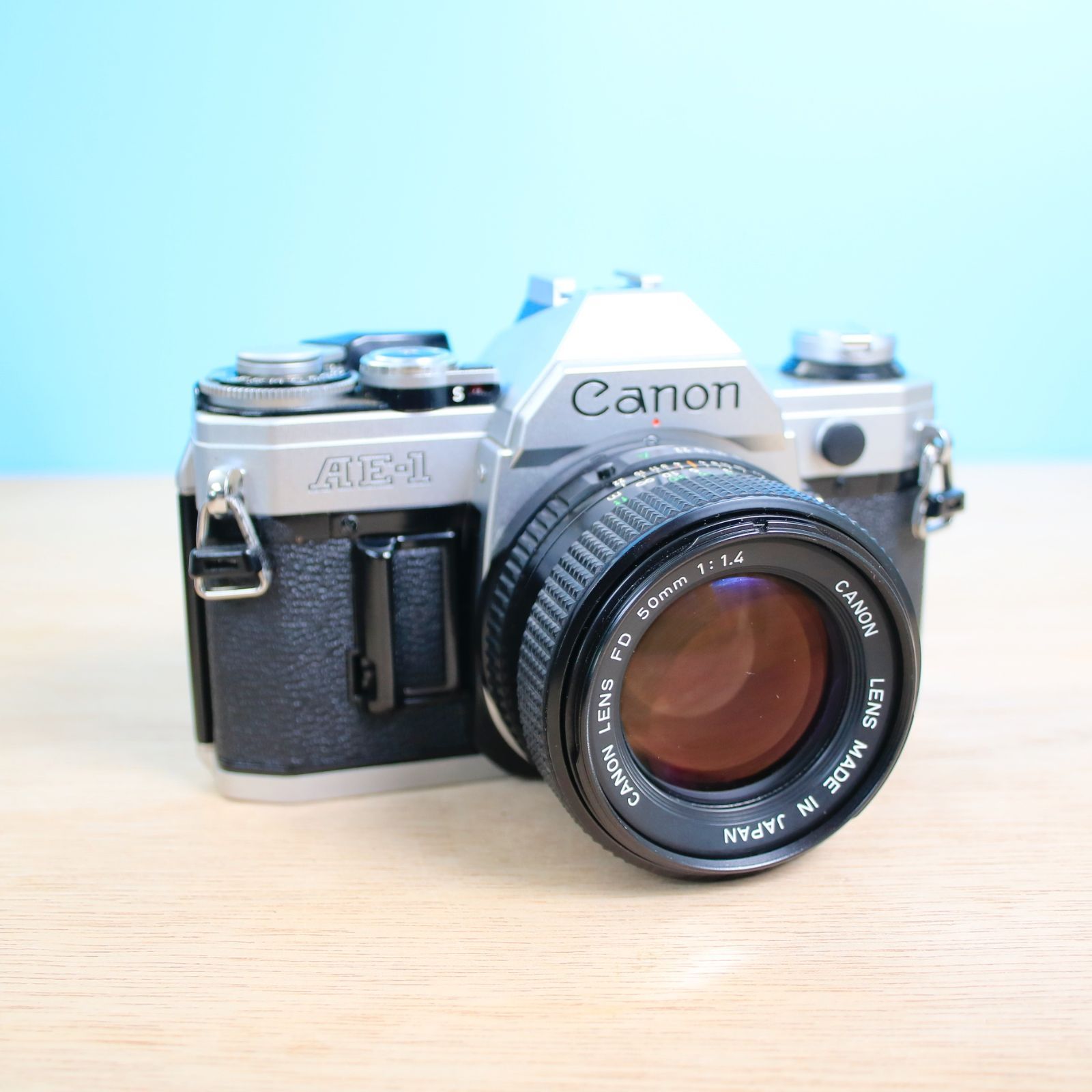 完動品❁美品 Canon キャノン AE-1 レンズセット NEW FD 50mm F1.4 単