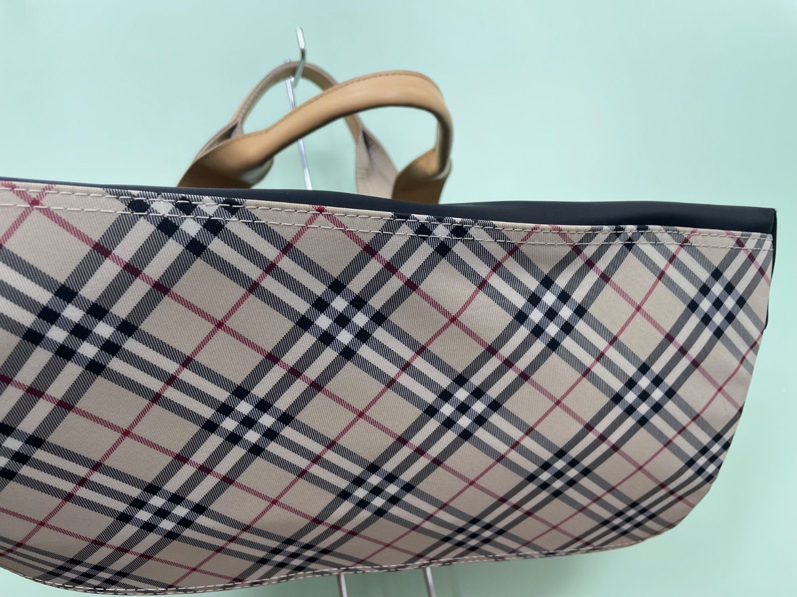 超美品！ BURBERRY バーバリー ナイロン ノバチェック レザーハンドル 