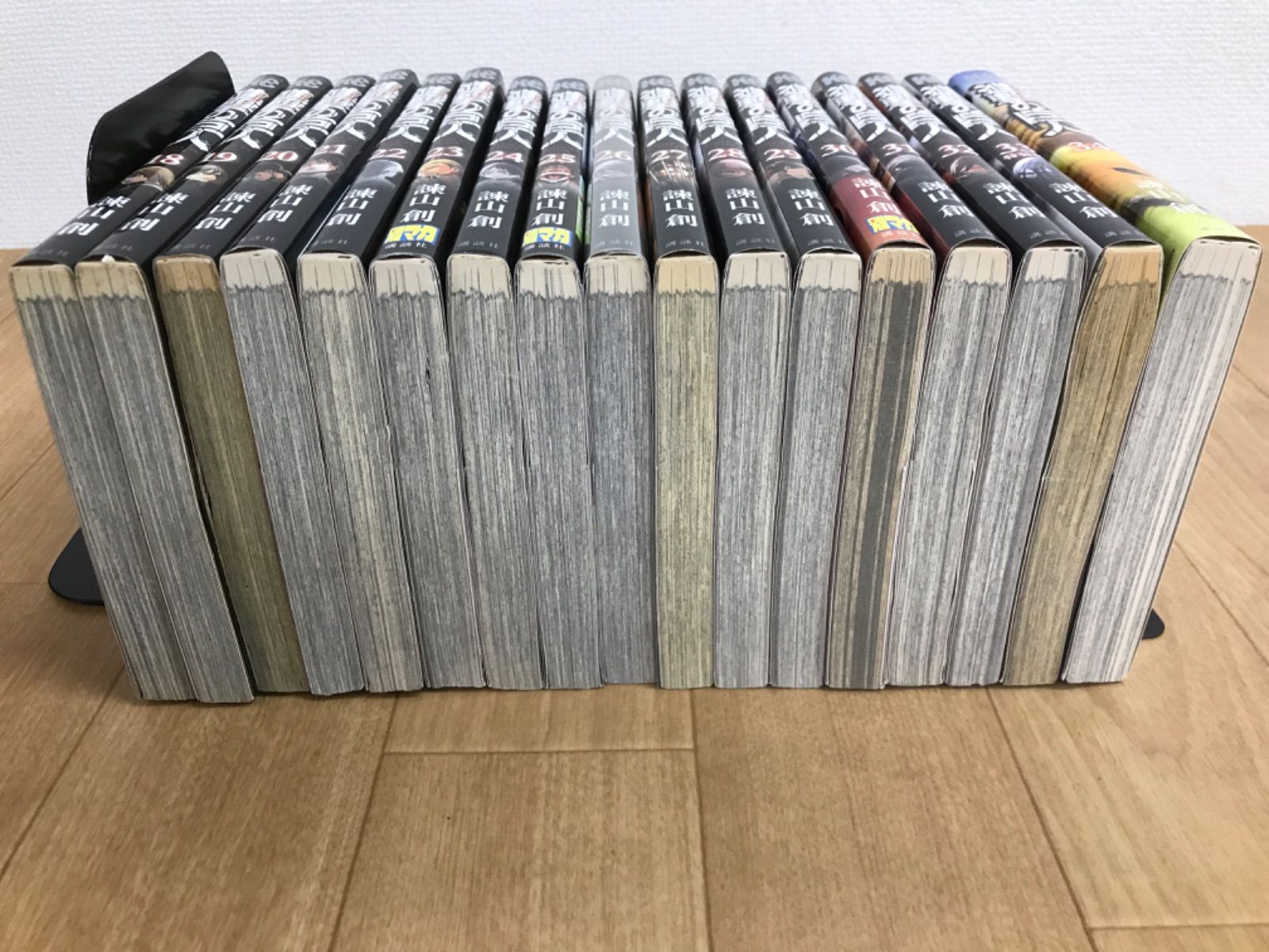 ☆①【未開封あり】進撃の巨人 1巻～34巻 ＋関連本2冊 コミック全巻