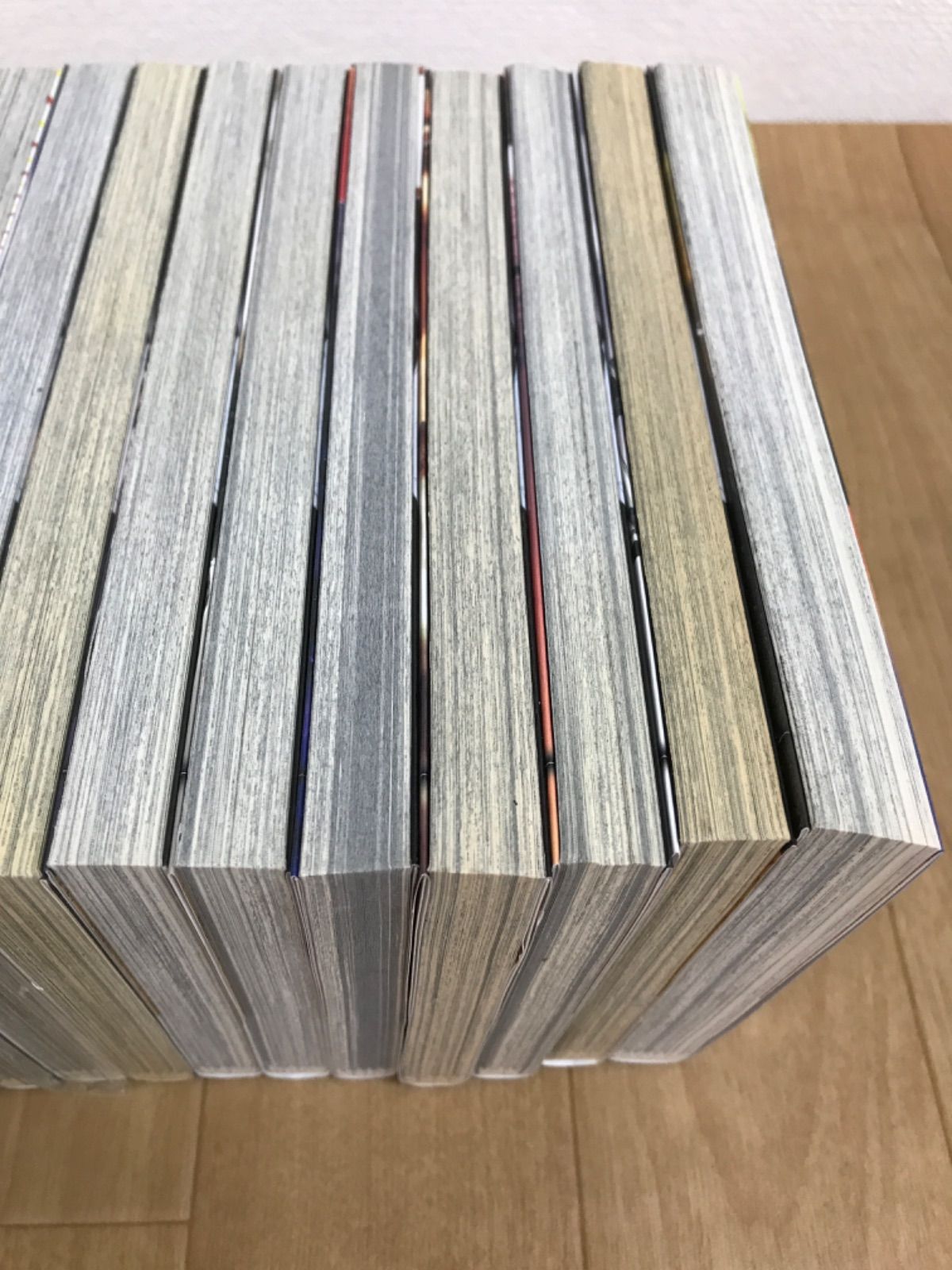 初版本34冊まとめ売り オマケ11冊付き ☆①【未開封あり】進撃の巨人 1巻～34巻 ＋関連本2冊 コミック全巻