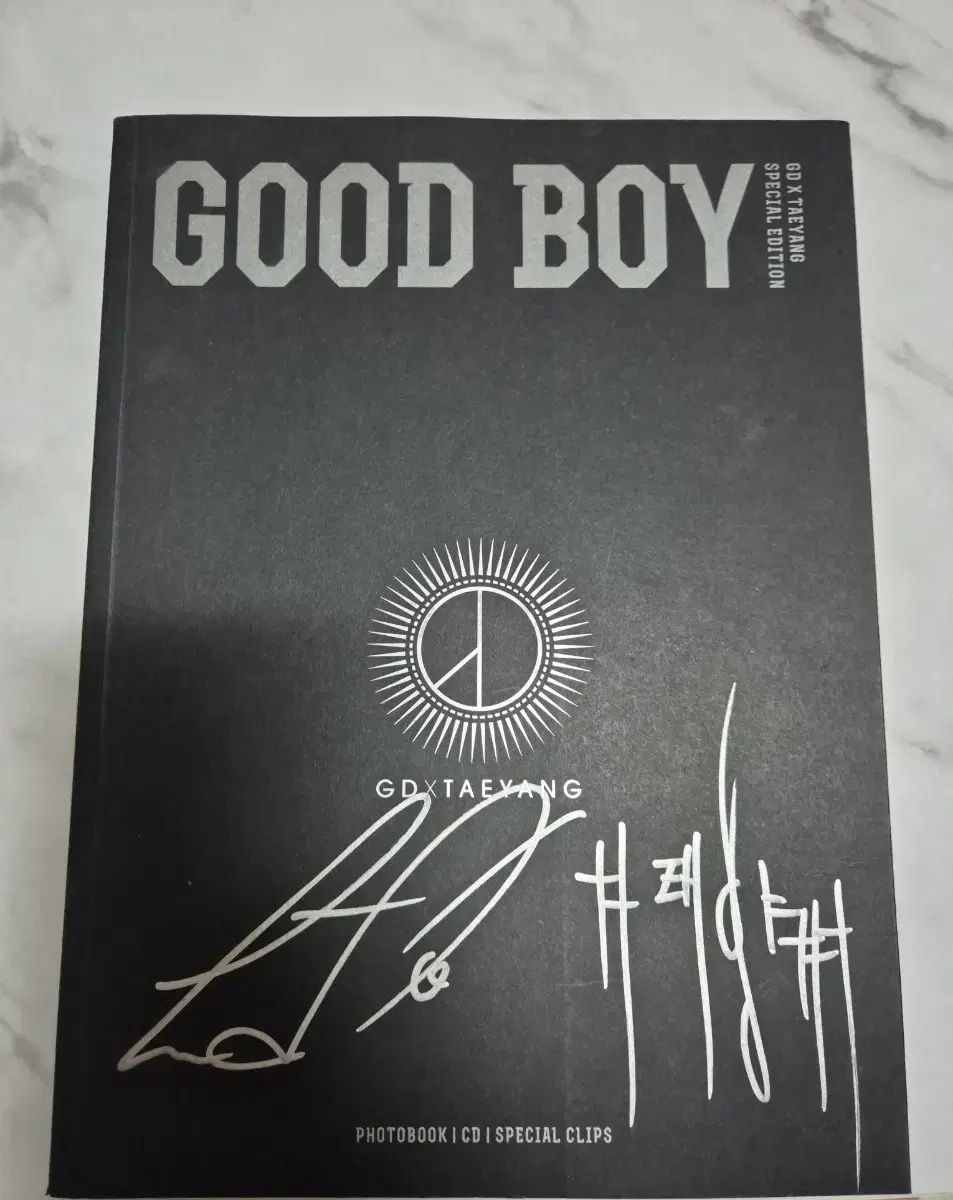 ジードラゴン&ユテヤン(YOO TAEYANG) サイン GOOD BOY SPECIAL EDITION