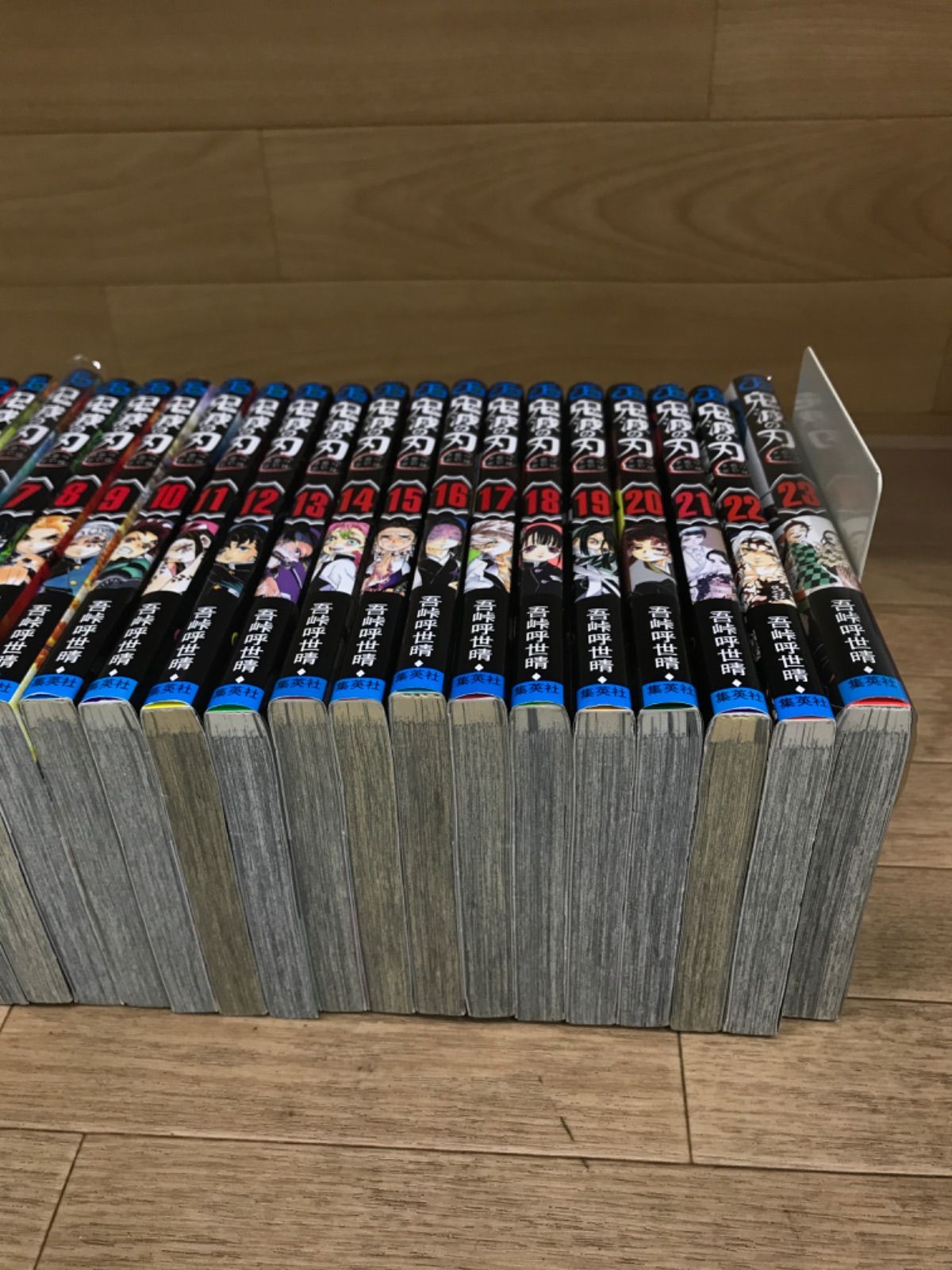 ☆鬼滅の刃 1～23巻 全巻＋関連本3冊 全巻コミックセット 《IV28D