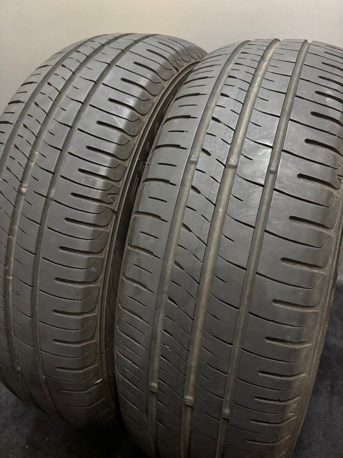 ☆195/65R15 DUNLOP/ENASAVE EC204 23年製 夏タイヤ サマータイヤ 2本