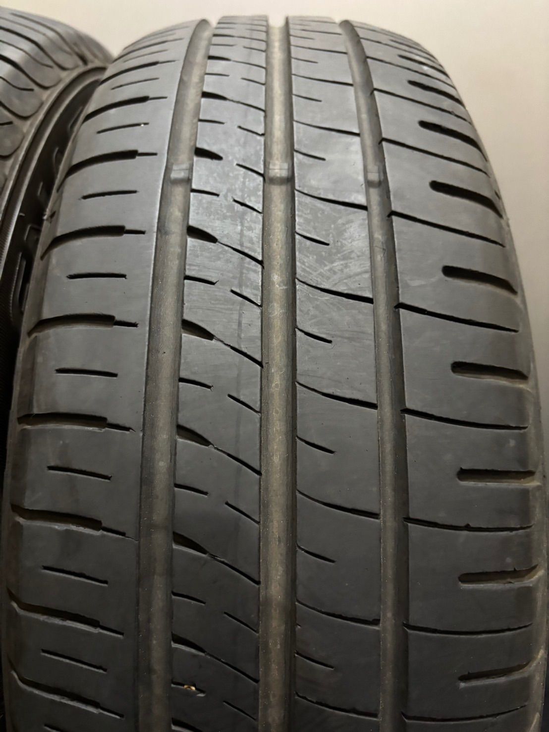 ☆195/65R15 DUNLOP/ENASAVE EC204 23年製 夏タイヤ サマータイヤ 2本 ☆195/65R15 DUNLOP/ENASAVE EC204 23年製 夏タイヤ サマータイヤ 2本