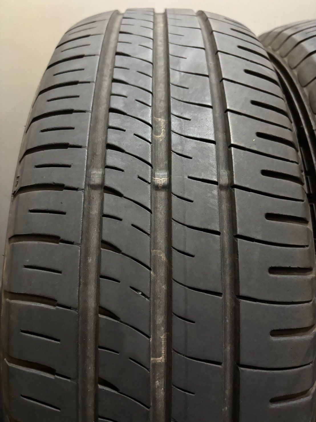 ☆195/65R15 DUNLOP/ENASAVE EC204 23年製 夏タイヤ サマータイヤ 2本