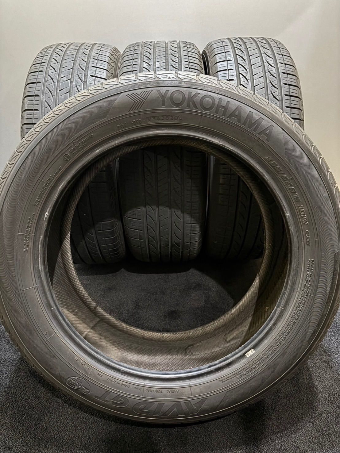 235/55R19 4本 ヨコハマ AVID GT夏タイヤハリアーrav4 ☆235/55R19 YOKOHAMA/AVID GT 20年製 夏タイヤ サマータイヤ 4本