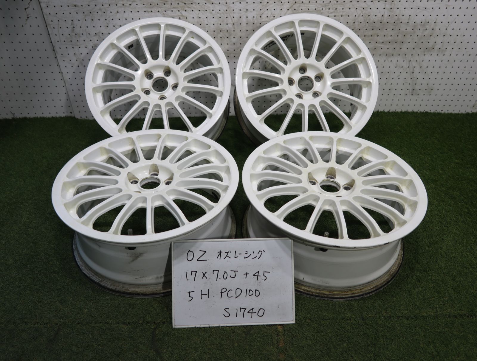 1(S1740)OZ オズレーシング/17×7J+45/5H PCD100☆