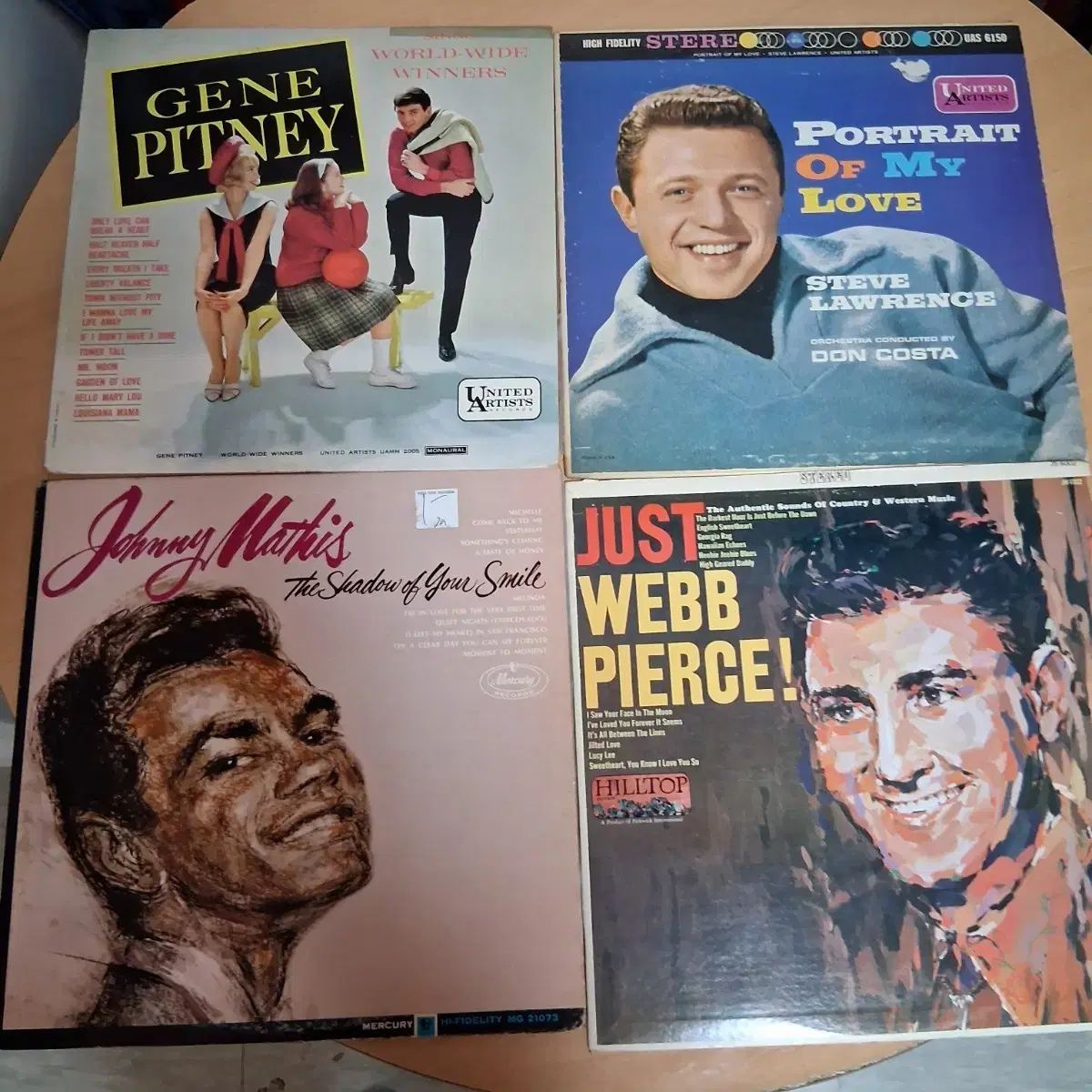 LP レコード まとめて 20枚 台湾 レトロ 70-80年代 女性 ポップス 4 腸 まとめ売り オリジナル オールドポップ レトロ ポップ 歌手 LP