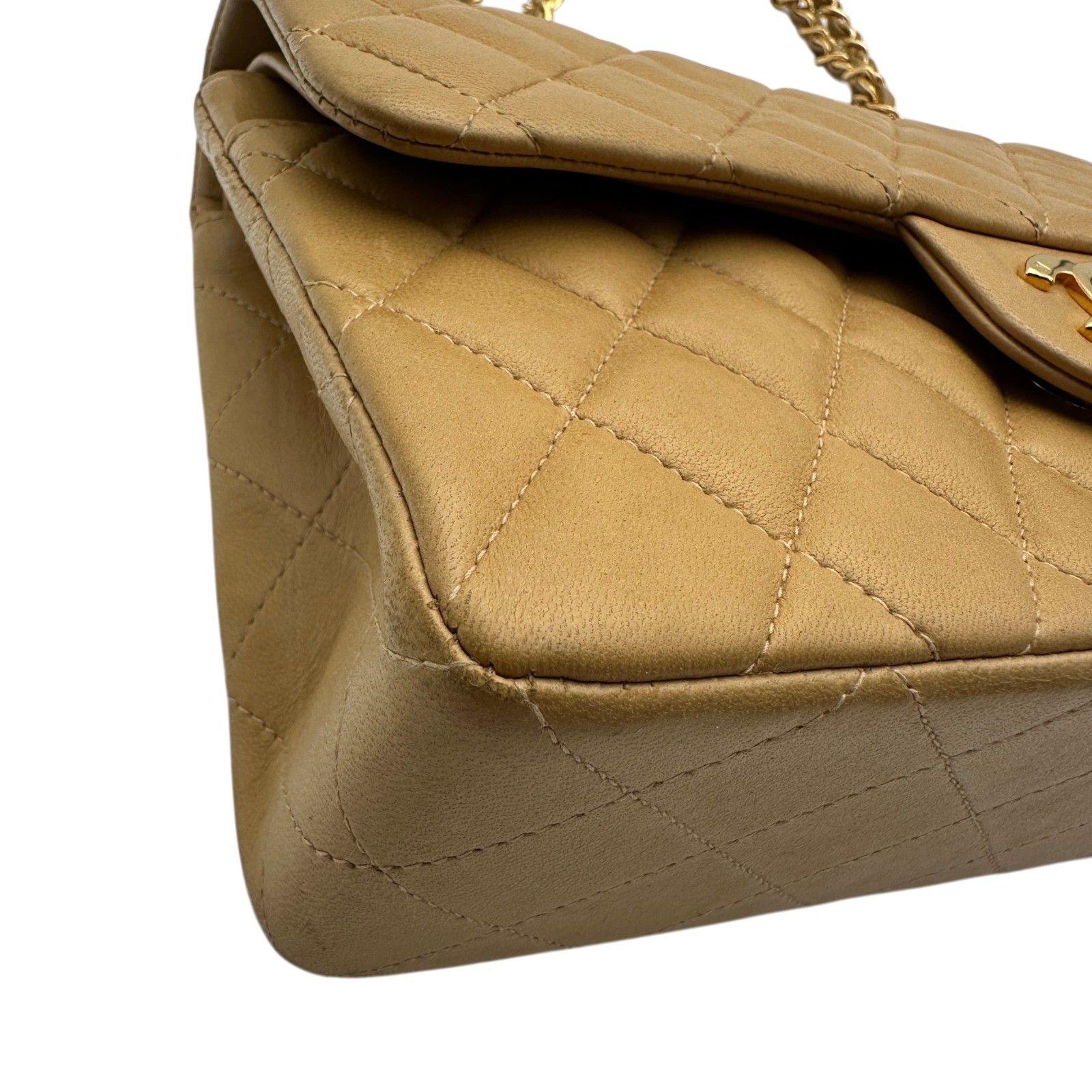 シャネル CHANEL マトラッセ23 A01113 54番台 ベージュ ゴールド金具 
