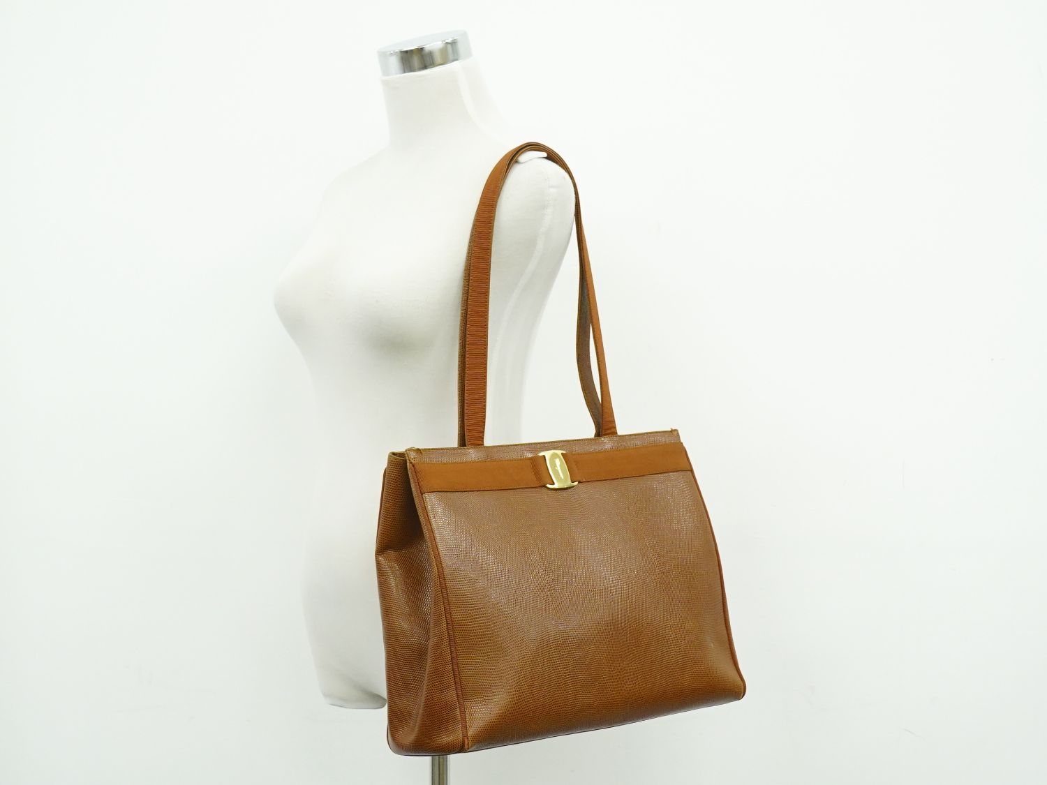 中古】FERRAGAMO/SalvatoreFerragamo(サルバトーレフェラガモ 