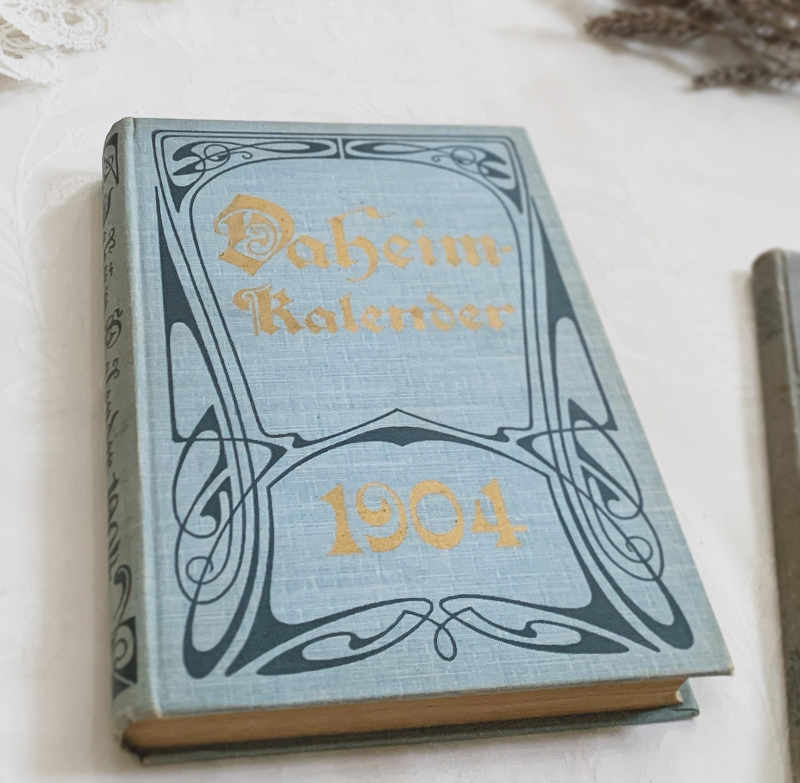 No.95希少 洋書 古書 絵本Alpenblumenmärchenアンティーク 1904年版アルマナック -豊富な内容と古書ならではの美しい風合い- 年鑑